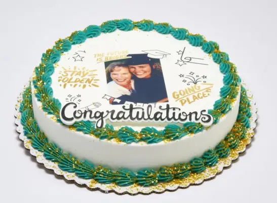 Personalized Round Graduation Cake