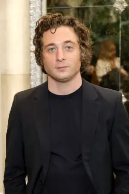 Jeremy Allen White