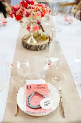 Horseshoe Place Settings