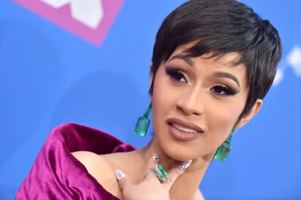 Celebrities With Bangs: Cardi B With Side Bangs
