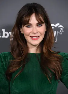 Auburn-Brown Hair With Blue Eyes