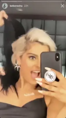 Bebe Rexha Removing Her Long, Black Wig