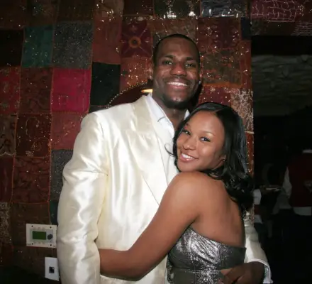 2002: LeBron and Savannah James Meet in High School