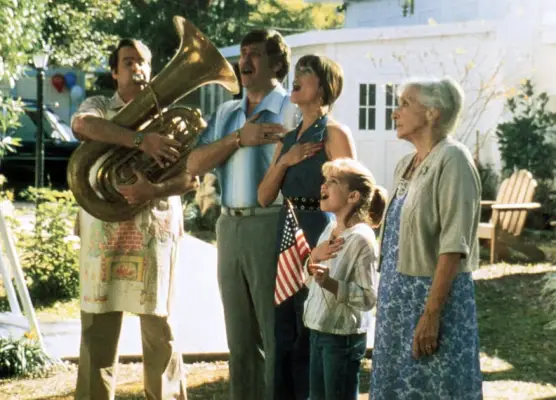 Richard Masur as Phil Sultenfuss