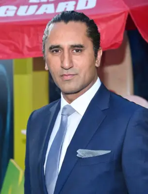 Cliff Curtis