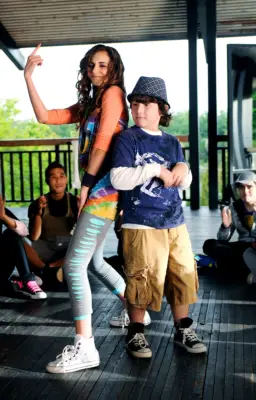 Alyson Stoner as Caitlyn Geller