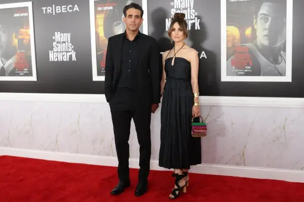 July 2021: Rose Byrne and Bobby Cannavale Say Marriage Isn