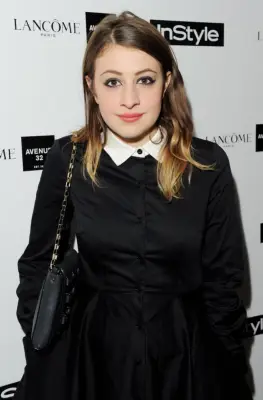 January 2018: Georgia Groome Visits Rupert Grint on Set