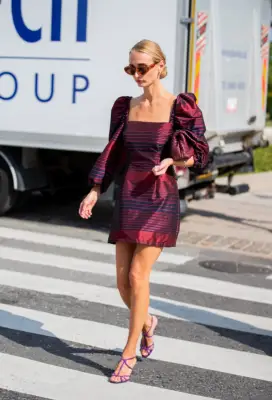 Street Style Trend: Puff-Sleeve Dress