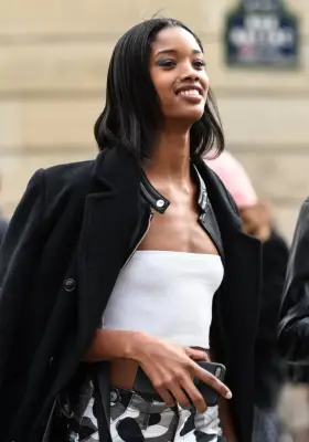 How to Wear a Tube Top