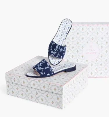 An Embroidered Slide: Hill House Home The City Slide