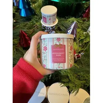 Bath & Body Works Vanilla Bean Noel 3-Wick Candle