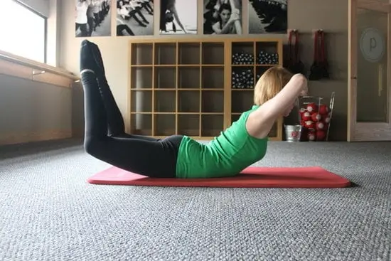 Side Kick on All Fours