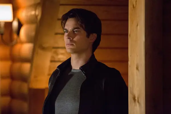 Damon Salvatore (Ian Somerhalder)