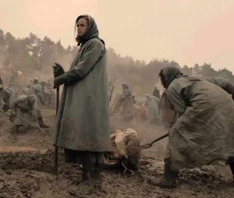 Alexis Bledel as Ofglen