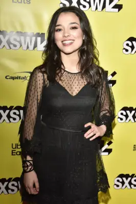 How Old Is Midori Francis, aka Alicia? 27