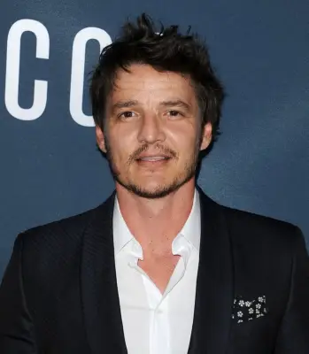 Who Plays the Mandalorian?