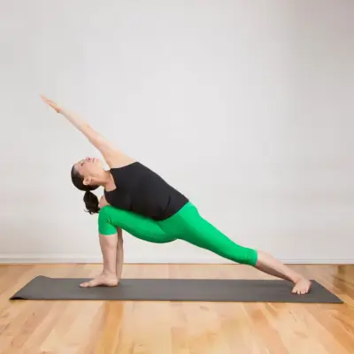 Extended Side Angle Pose