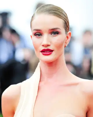 Rosie Huntington-Whiteley
