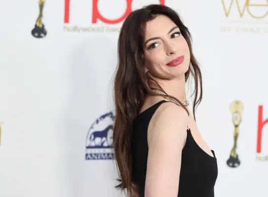 Anne Hathaway at the 8th Annual Hollywood Beauty Awards