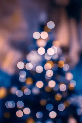 iPhone Christmas Wallpaper: Small Christmas Tree