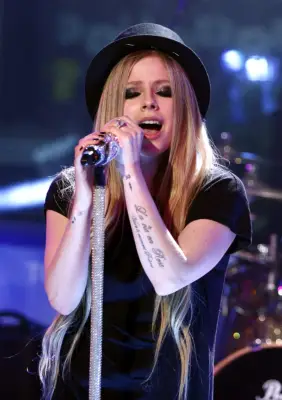 Avril Lavigne’s 30 Tattoo