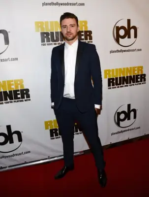 Justin Timberlake = 6