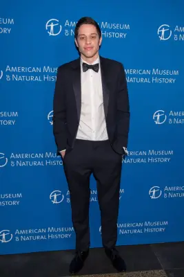 Pete Davidson = 6′1″