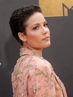 Halsey With a Brown Pixie Cut