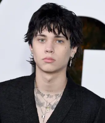 Landon Barker’s Neck and Chest Tattoos