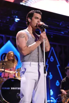 Joe Jonas