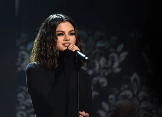 Selena Gomez’s Hair in 2019