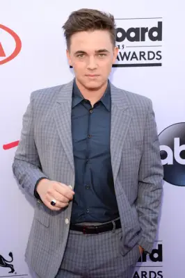Jesse McCartney: April 9
