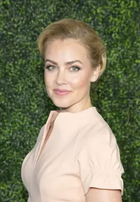 Who Is Amanda Schull Dating?