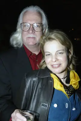 Catherine Curtin (Wanda Bell)