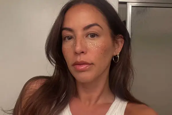 Taylor Swift Fazit Freckles Editor Review