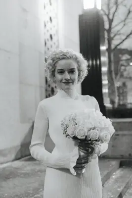 Julia Garner
