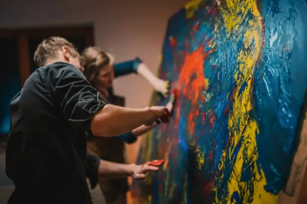 Sexy Date Idea: Body Paint