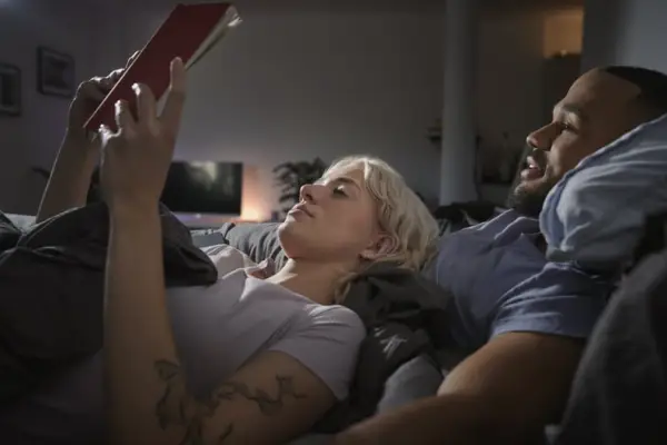 Sexy Date Idea: Read a Risqué Book