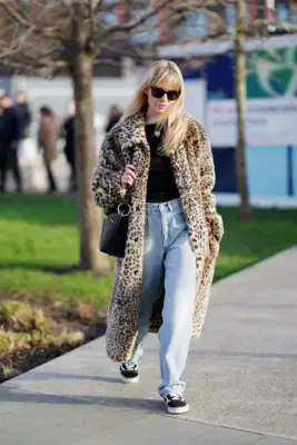 Baggy-Jeans Outfit: With an 