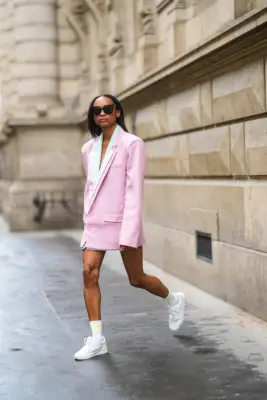 Sneakers to Wear With Dresses: White Low-Top Sneakers