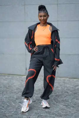 How to Style a Jogger Set and Sneakers