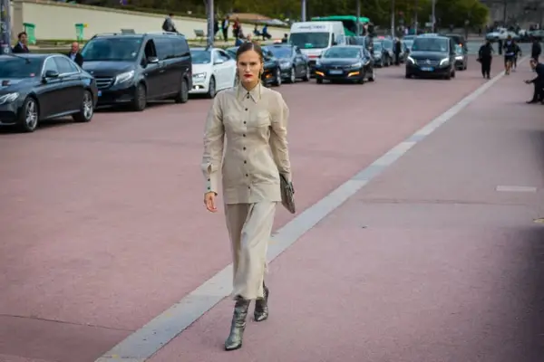 Cool Off the Glamorous Shoe With Neutrals