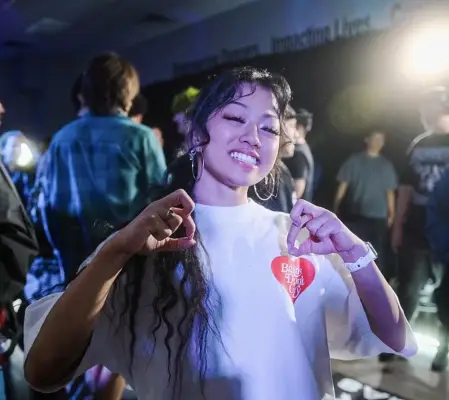 Show off the accessories