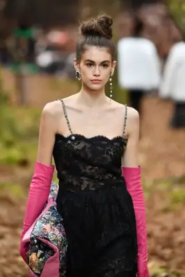PARIS, FRANCE - MARCH 06: Kaia Gerber walks the runway during the Chanel show as part of the Paris Fashion Week Womenswear Fall/Winter 2018/2019 on March 6, 2018 in Paris, France. (Photo by Pascal Le Segretain/Getty Images)