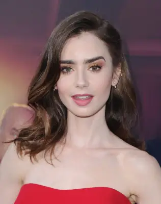 The Best Layers For a Heart Face Shape