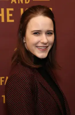 Rachel Brosnahan With Brown Hair in 2017