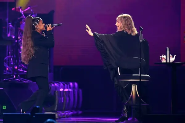 Ariana Grande With Barrettes in 2019