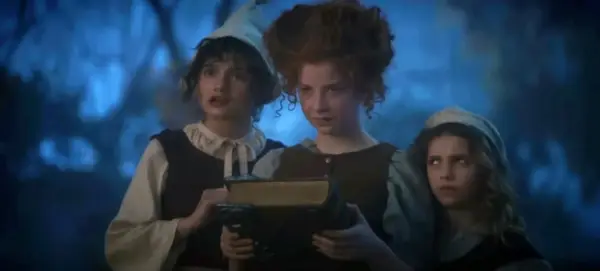 HOCUS POCUS 2, from left: Nina Kitchen,Taylor Henderson, Juju Journey Brener, 2022. Disney+ / Courtesy Everett Collection