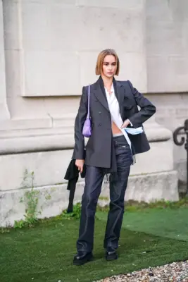 Pin-Straight Broom Haircut